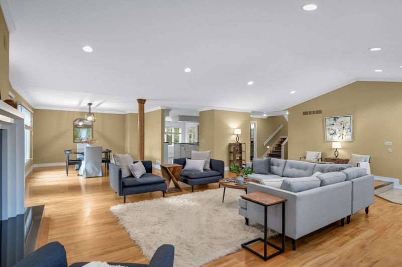 9332 Yukon Ave S, Bloomington, MN 55438