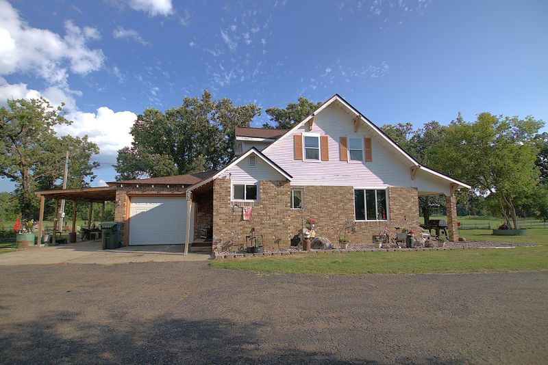 45594 313th St, Motley, MN 56466