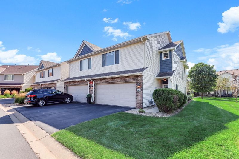 146 Shetland Ln, Lino Lakes, MN 55014