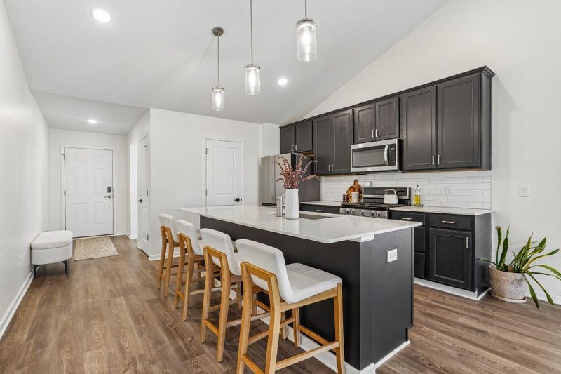 1066 Meadow Ln, Waconia, MN 55387