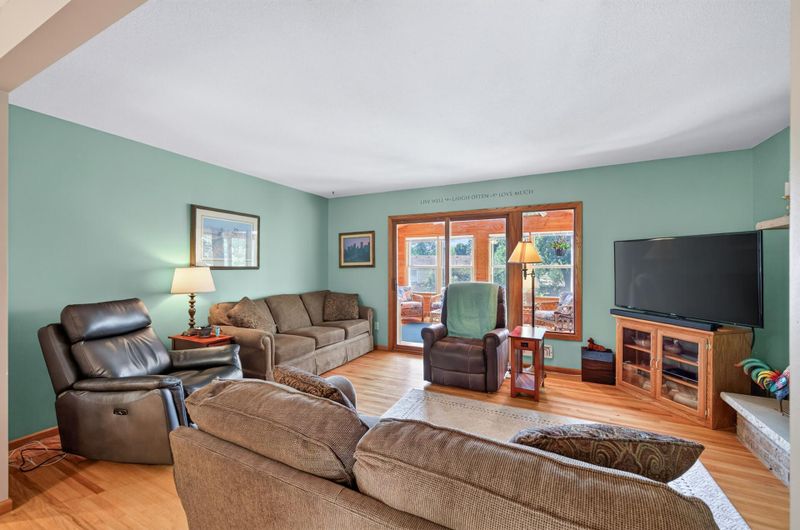 10657 Verdin St NW, Coon Rapids, MN 55433
