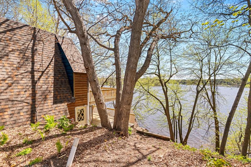 19055 Island View Dr, Mora, MN 55051