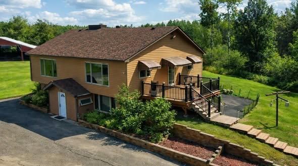 7144 Bodas Rd, Eveleth, MN 55734