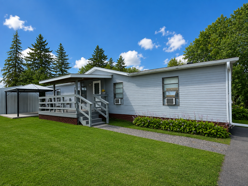 2628 Mickey Ln, Maplewood, MN 55119