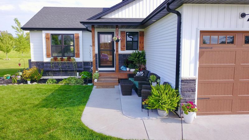 188 Lake Dr NE, Sauk Rapids, MN 56379