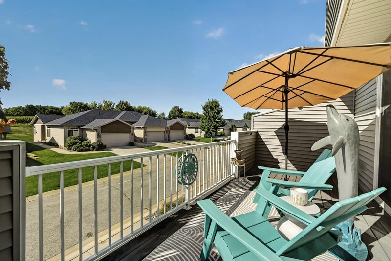 671 Shardlow Pl NE, Byron, MN 55920