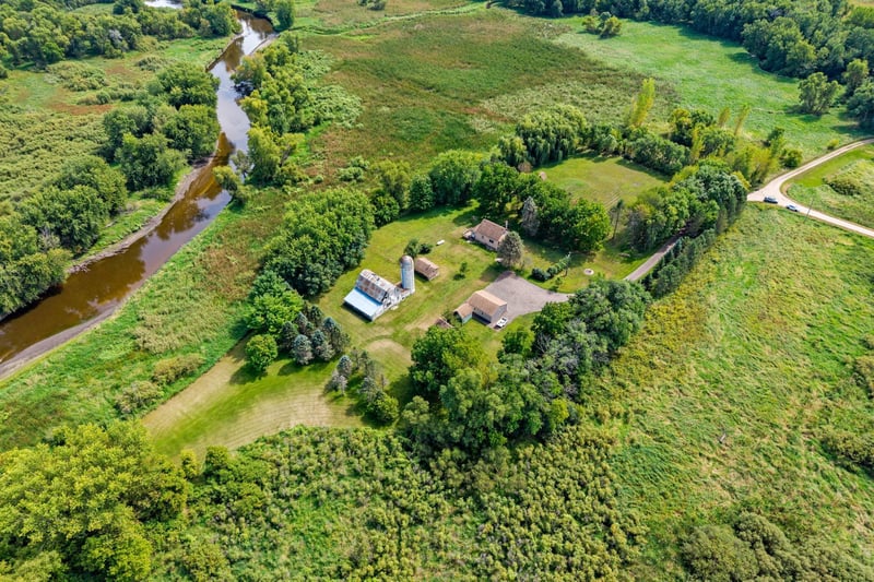 4250 35th St SW, Waverly, MN 55390