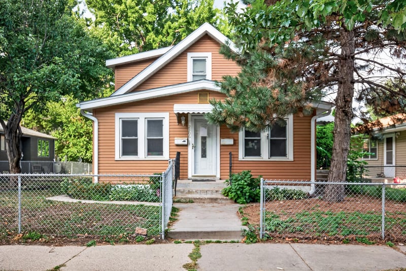 2306 California St NE, Minneapolis, MN 55418