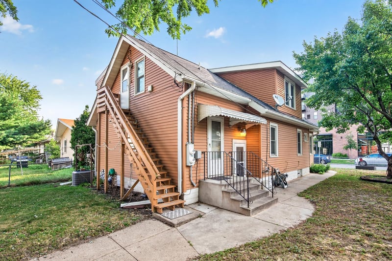 2306 California St NE, Minneapolis, MN 55418