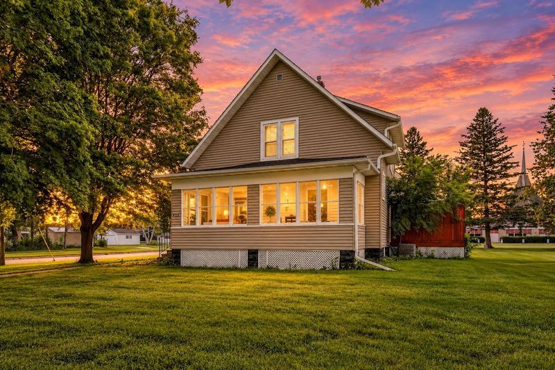 403 W Main St, Blooming Prairie, MN 55917