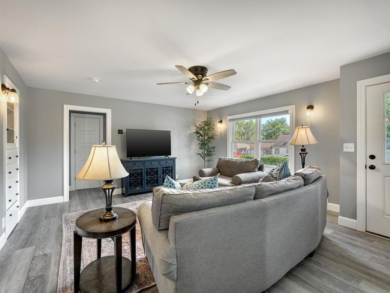 4320 Pleasant St SE, Prior Lake, MN 55372