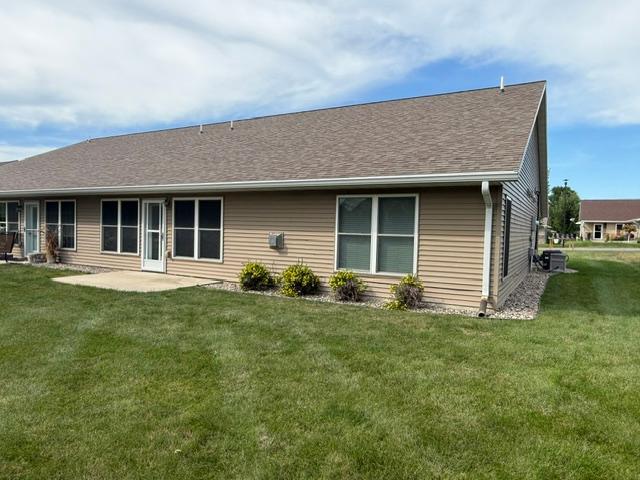 308 Aspenwood Dr, Redwood Falls, MN 56283