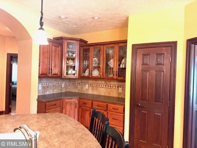 104 W Veterans Dr, Luverne, MN 56156