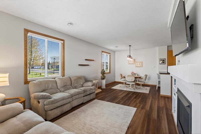 18451 97th Pl N, Maple Grove, MN 55311