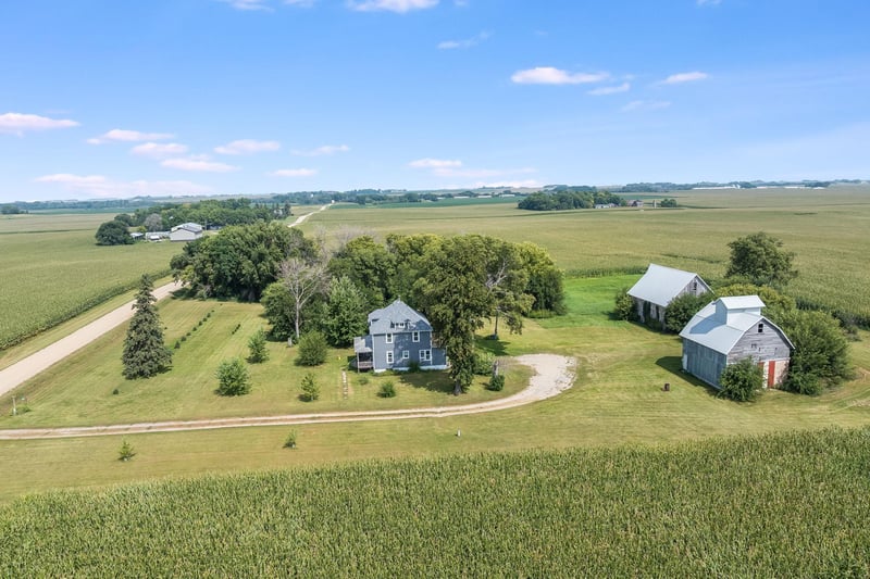 1668 150th Ave, Welcome, MN 56181