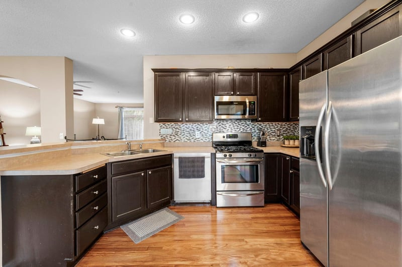 8796 Brunswick Pa #2401, Inver Grove Heights, MN 55076