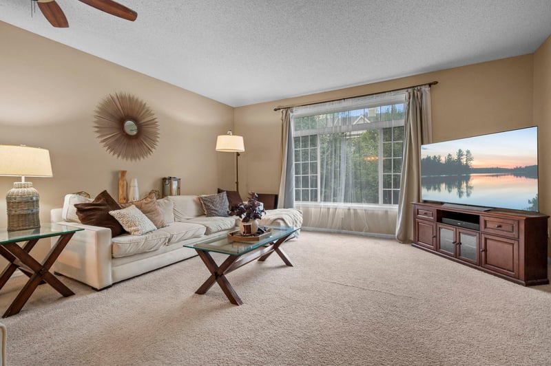 8796 Brunswick Pa #2401, Inver Grove Heights, MN 55076