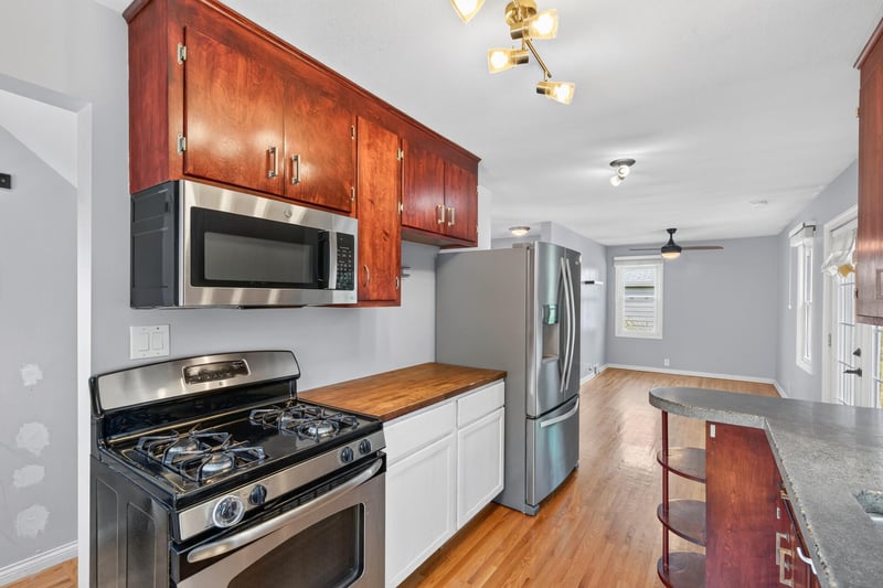 4928 Abbott Ave N, Brooklyn Center, MN 55429