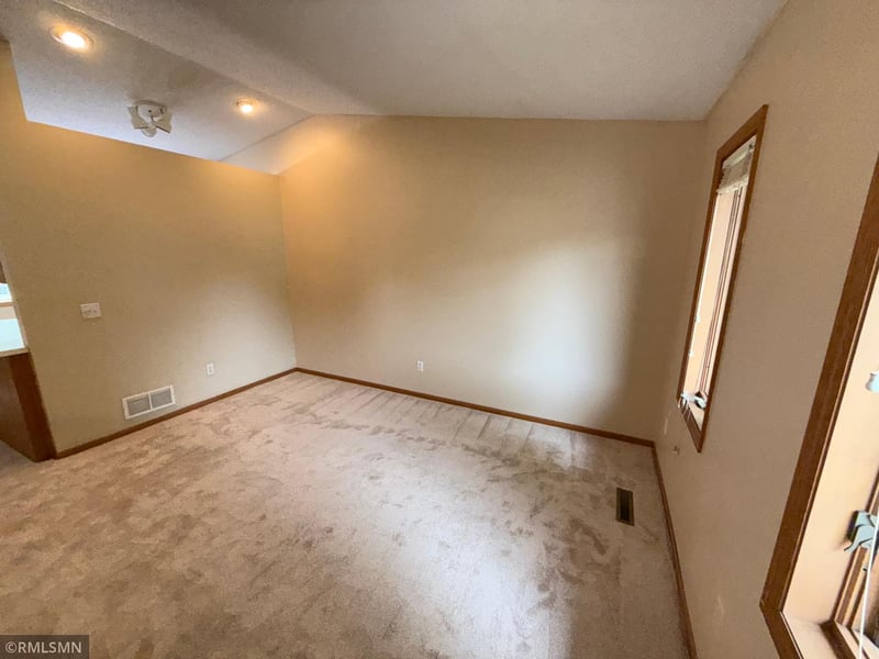 3888 Gibraltar Trl, Eagan, MN 55123