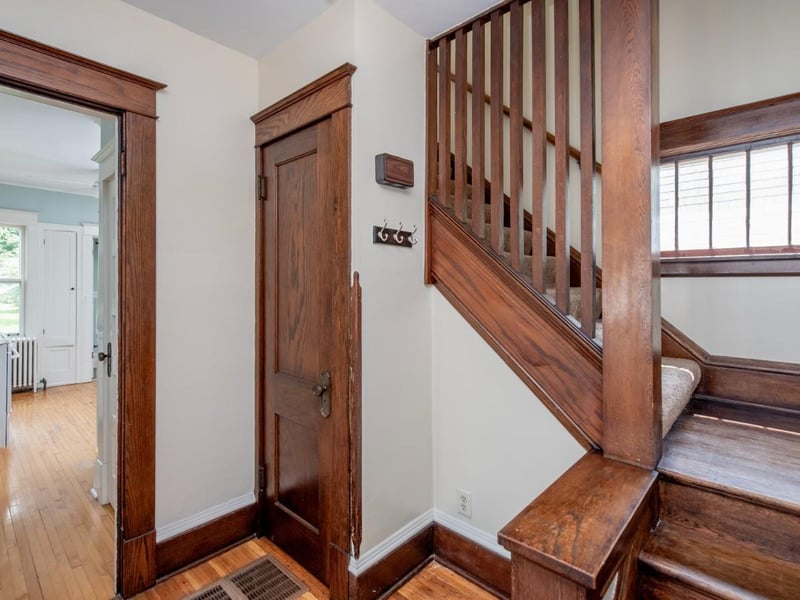 862 Holton St, Saint Paul, MN 55104