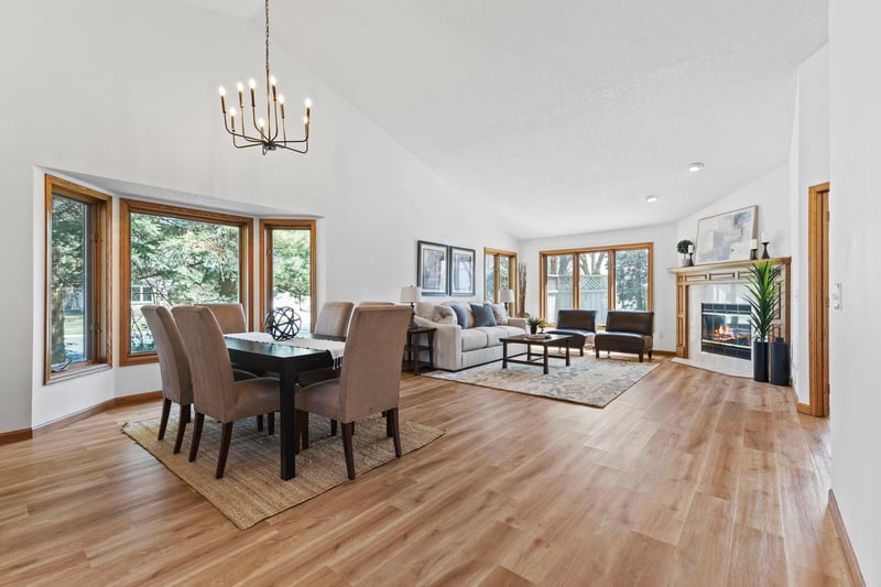 5619 Dunlap Ave N, Shoreview, MN 55126
