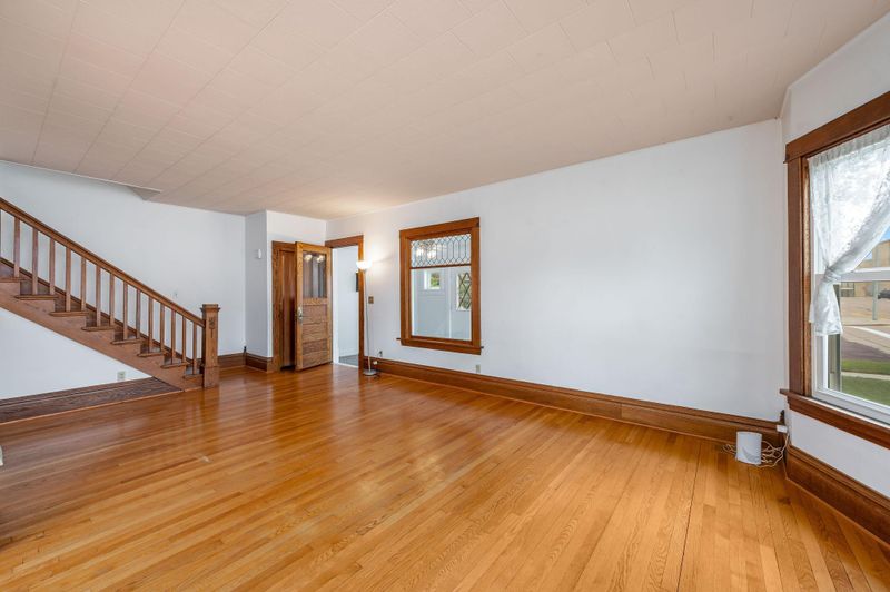 203 N Galbraith St, Blue Earth, MN 56013