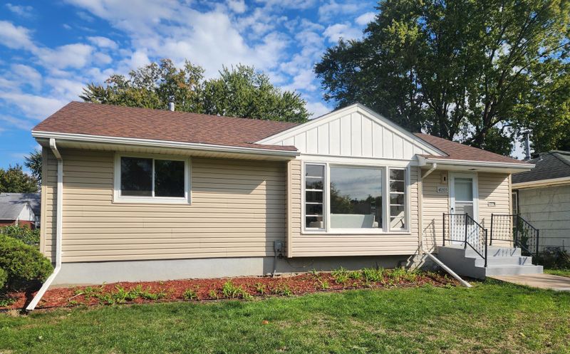 4205 16th Ave S, Minneapolis, MN 55407