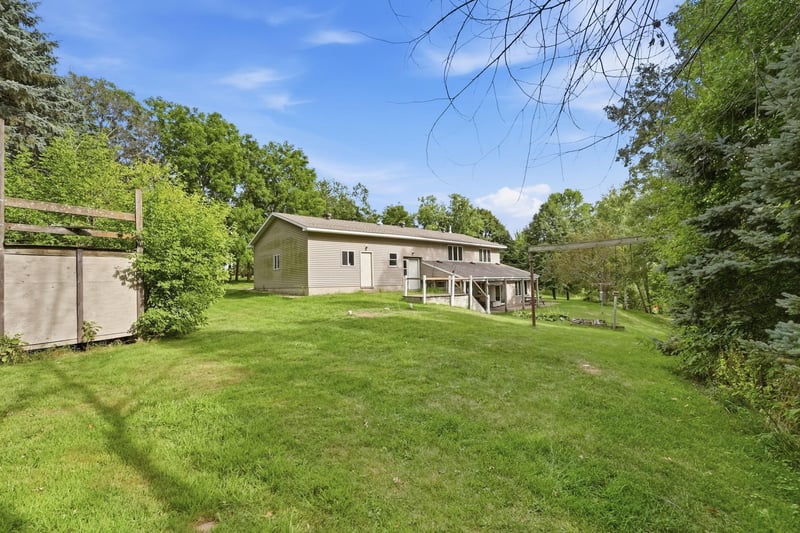 30213 Duckweed Dr, Burtrum, MN 56318