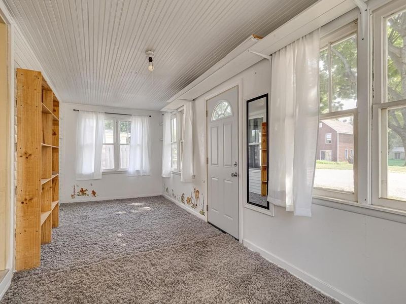 506 3rd St S, Princeton, MN 55371