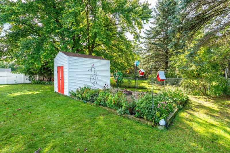 101 W Hillside Ave, Fergus Falls, MN 56537