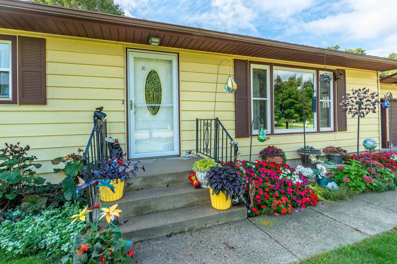101 W Hillside Ave, Fergus Falls, MN 56537