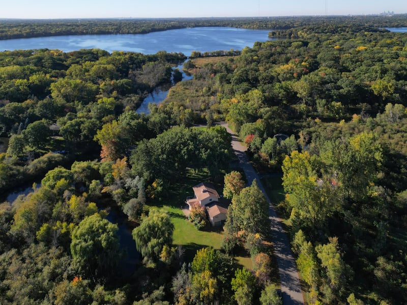 49 Nord Circle Rd, North Oaks, MN 55127