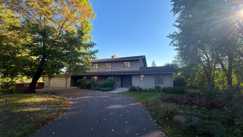 49 Nord Circle Rd, North Oaks, MN 55127