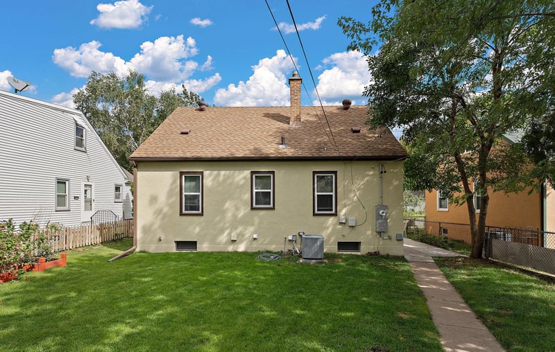828 3rd Ave S, South Saint Paul, MN 55075