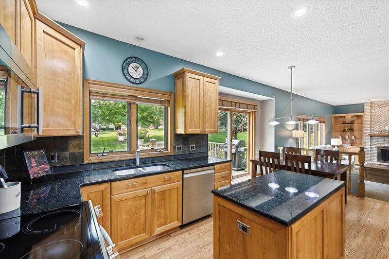 11412 Louisiana Ave S, Bloomington, MN 55438