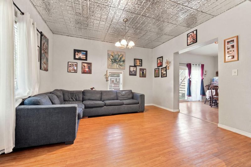 204 Acker St E, Saint Paul, MN 55117