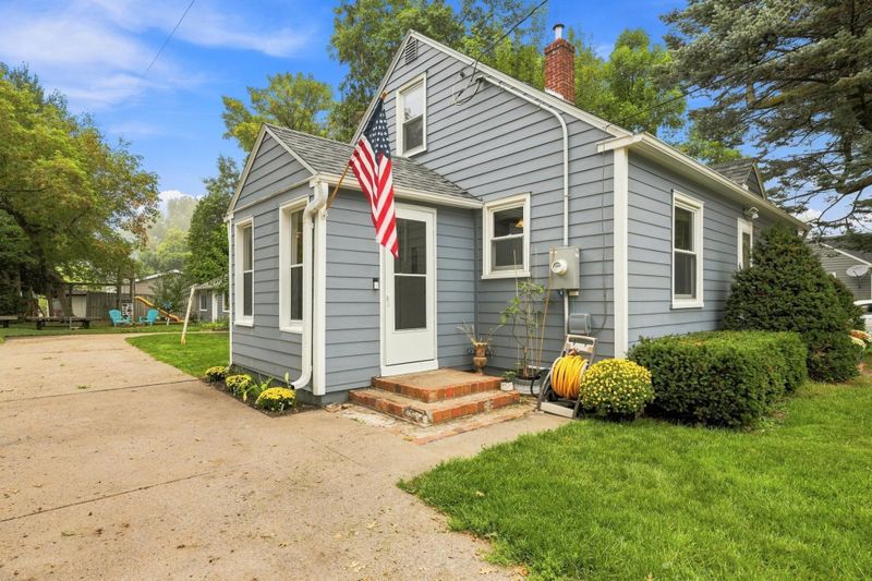601 5th St N, Dassel, MN 55325