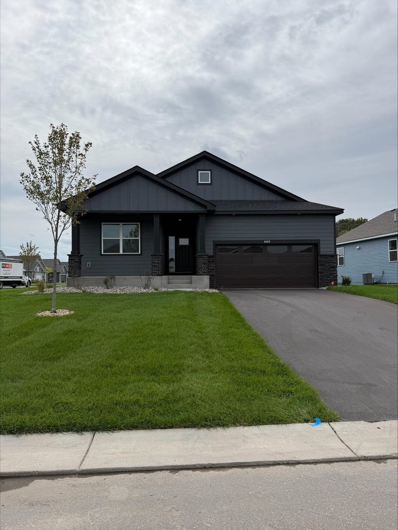 4342 132nd Ave NE, Blaine, MN 55449