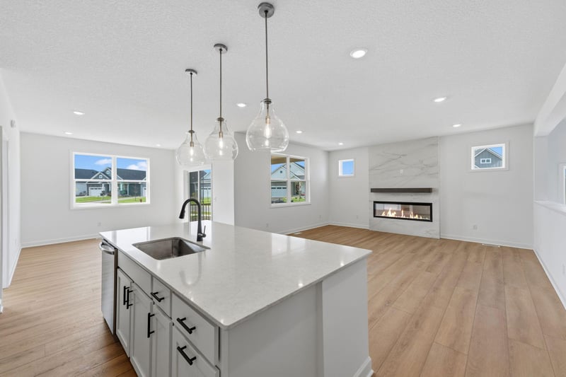 2150 Pepin Dr, Lino Lakes, MN 55038