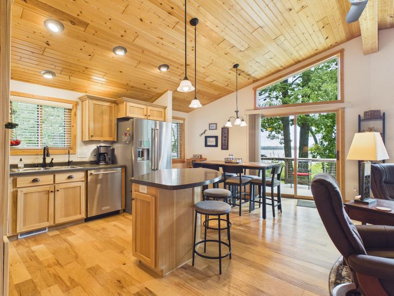 6660 Lonestar Rd, Siren, WI 54872
