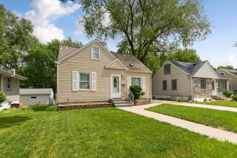 3229 Texas Ave S, Saint Louis Park, MN 55426