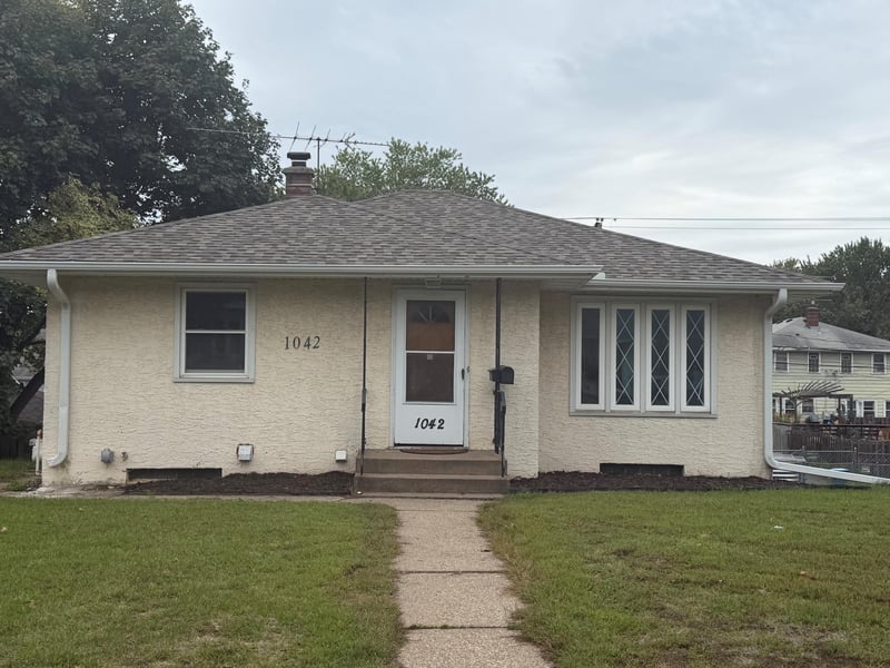 1042 6th Ave S, South Saint Paul, MN 55075