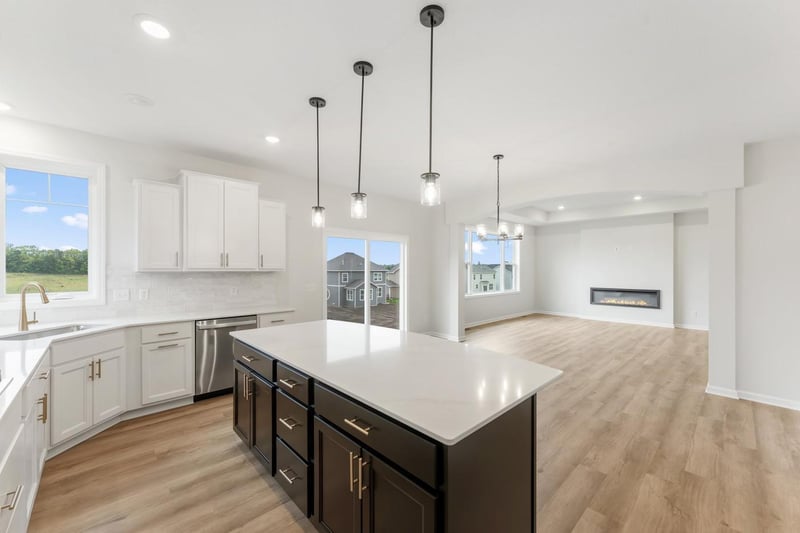 908 Big Woods Dr, Delano, MN 55328