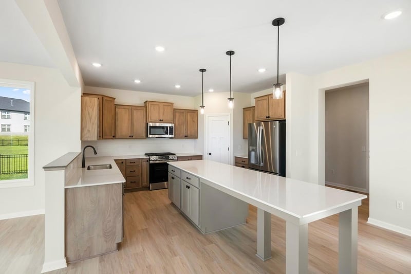 1149 Woods Creek Dr, Delano, MN 55328