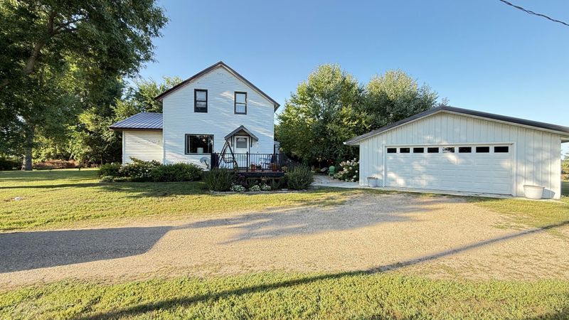 905 210th Ave SW, Appleton, MN 56208