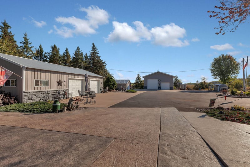 35142 93rd St, Pierz, MN 56364