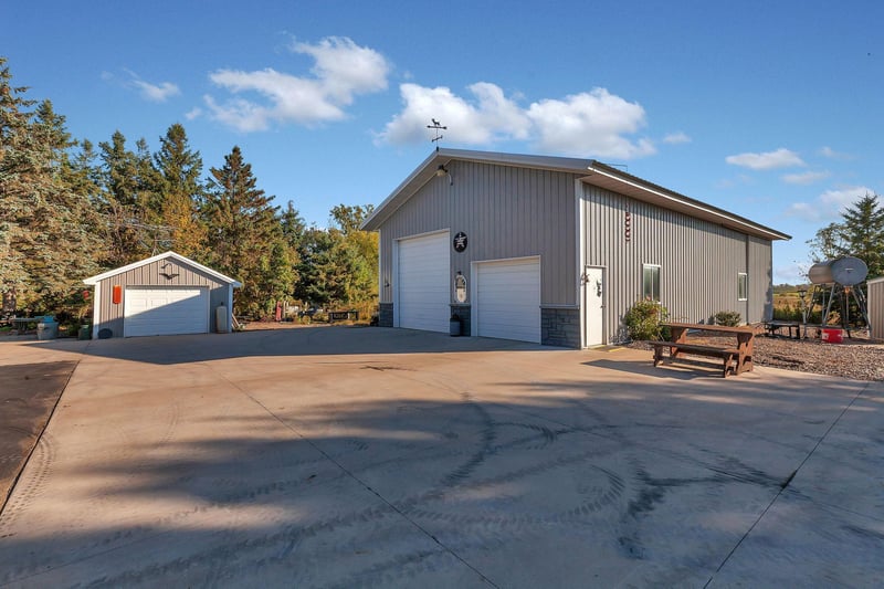 35142 93rd St, Pierz, MN 56364