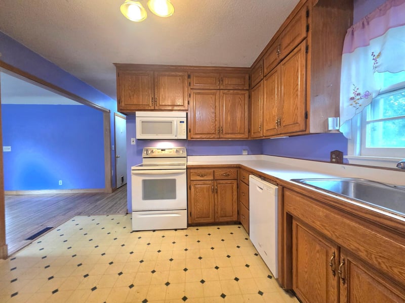 415 Adams Ave, Edina, MN 55343