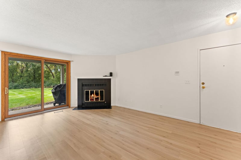 14349 Fairway Dr, Eden Prairie, MN 55344