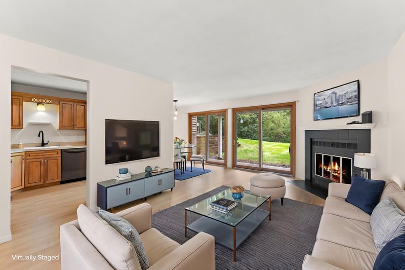 14349 Fairway Dr, Eden Prairie, MN 55344